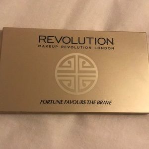 💕3 FOR $15💕 makeup revolution palette